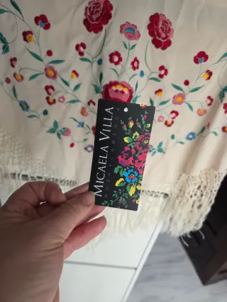 Mantoncillo Flamenca Bordado Micaela Villa