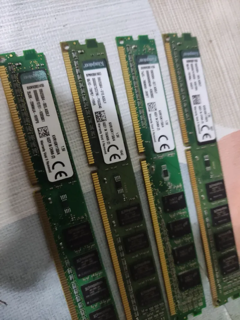 4 Módulos RAM Kingston DDR3