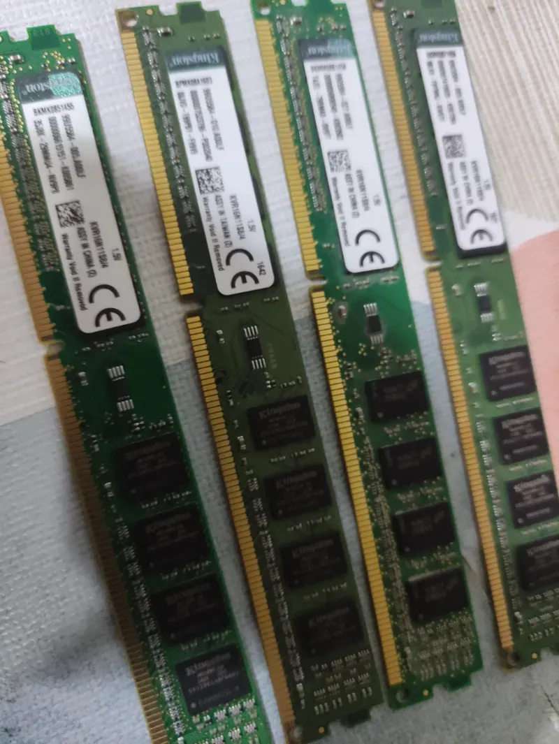 4 Módulos RAM Kingston DDR3 afbeelding 2