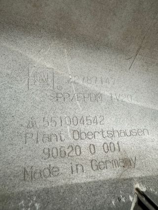 Defensa Opel Insignia XENON