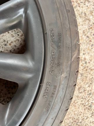 Llantas MINi 17”  con neumaticos al 65% de Dunlop