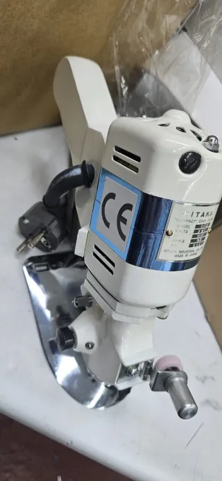 Máquina Cortadora de Tejido Eléctrica