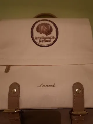 Mochila Lovevook Beige y Marrón