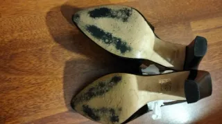 Zapatos Gloria Ortiz negros destalonados