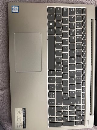 Portátil Lenovo IdeaPad 330S-15IKB Gris