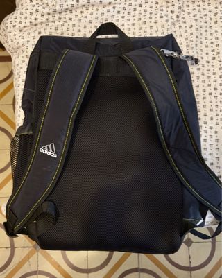 Mochila Adidas Unisex Negra/Oliva