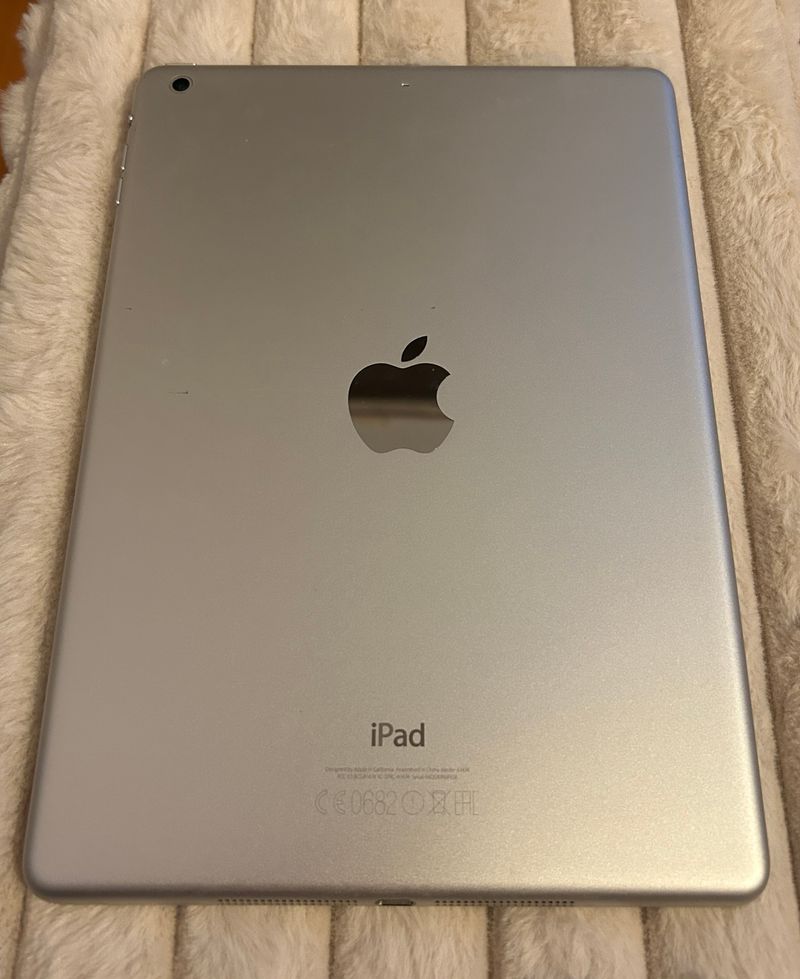 iPad Air 1 Wifi 16GB Blanco - Para piezas afbeelding 2