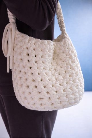 Bolso de punto, tipo saco