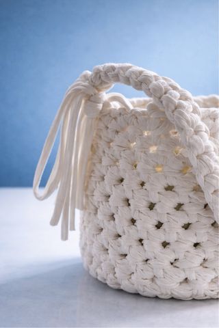 Bolso de punto, tipo saco