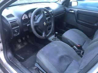 Opel Astra 2004