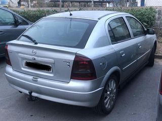 Opel Astra 2004