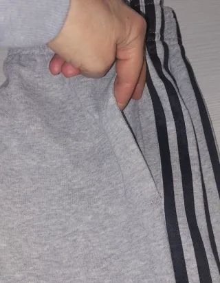 Pantalón corto Adidas niño gris