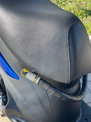 Suzuki Sixteen 150cc  scooter ITV 2027 Etiqueta C