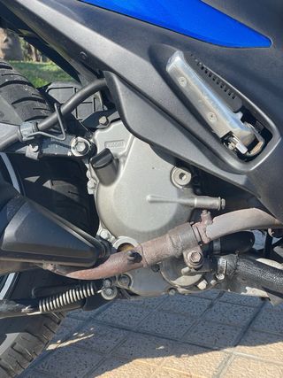 Suzuki Sixteen 150cc  scooter ITV 2027 Etiqueta C