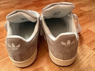 Adidas Campus Grises y Blancas