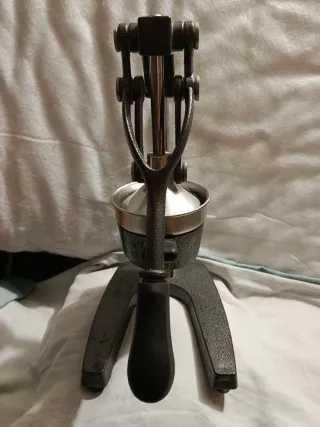 Spremiagrumi professionale acciaio e ghisa