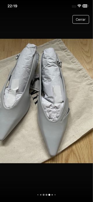 Zapato bailarina destalonada punta Zara