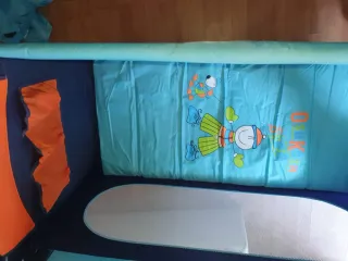 Cuna de viaje plegable