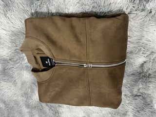 Chaqueta bomber Pull&Bear efecto ante Talla S