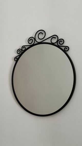 Conjunto de cómoda, mesitas de noche y espejo