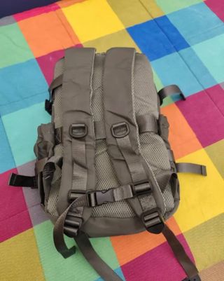 Mochila de viaje con compresión