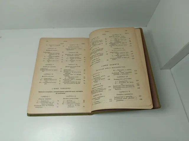 Libro antiguo Cálculo Comercial 1933