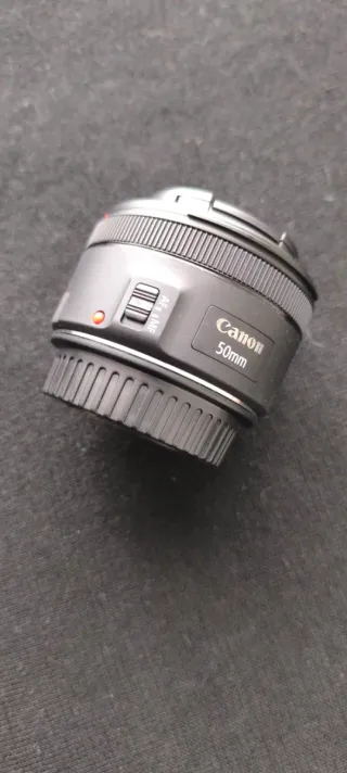 Objetivo Canon 50mm f/1.8 STM