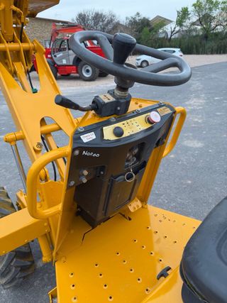 Dumper Thwaites 1 Tonelada Descarga Altura