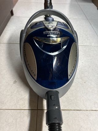 Aspirador Ufesa Cycletron 2000W sin bolsa