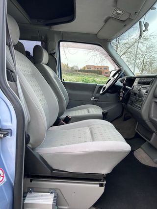 Volkswagen Multivan 150CV LIBRO