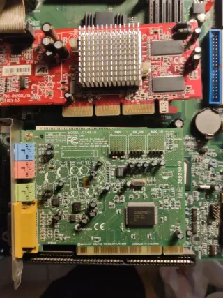 Pack Retro PC: Pentium III 1GHz + Radeon 9200L PRO