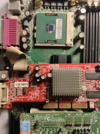 Pack Retro PC: Pentium III 1GHz + Radeon 9200L PRO