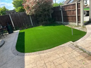 Césped artificial y jardinería