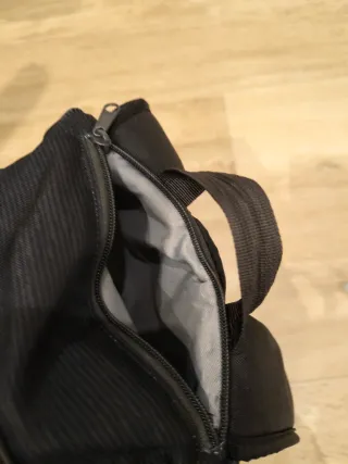 Mochila Decathlon Negra y Gris