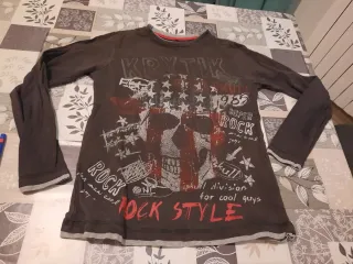 3 T-shirt cotone manica lunga bambino 8 anni