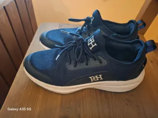 Zapatillas Pedro Del Hierro.