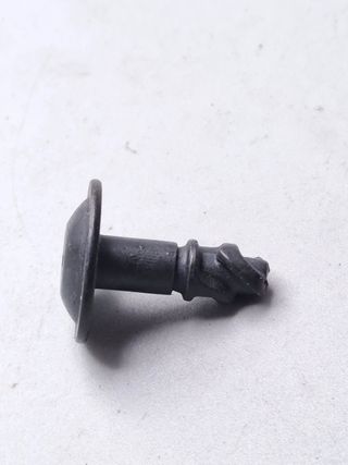 PZM100060 Sujetador radiador Land Rover