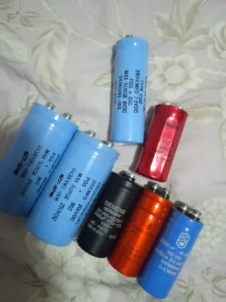 Lote Condensadores Electrolíticos Aluminio