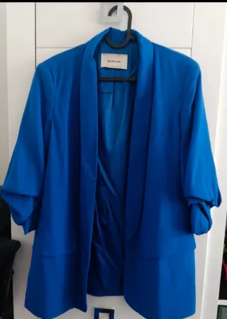 Traje Stradivarius azul