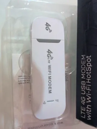 Modem USB 4G LTE SIMPLETEK con funzionalità WiFi