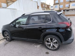Peugeot 2008 Allure 2019 – Automático – 71k km