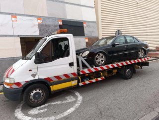 Se hacen portes en grúa