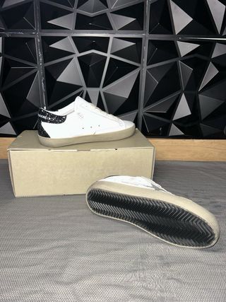 Golden Goose Sneakers