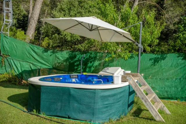 Cabañas de madera - cocina industrial y otros....