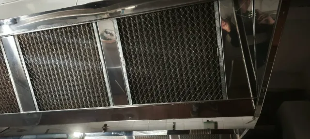 Cabañas de madera - cocina industrial y otros....