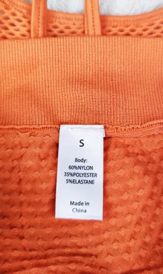 Top deportivo naranja talla S