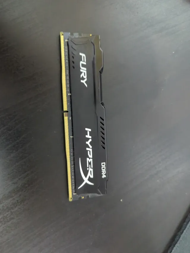 Módulo RAM DDR4 Kingston Fury HyperX 16GB