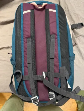 Mochila senderismo 20L 47x25x14cm 0,47kg