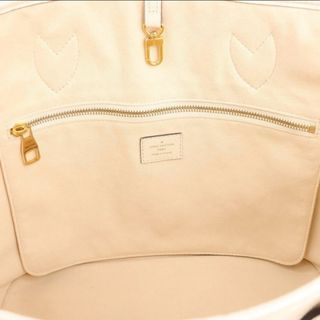 Louis Vuitton Neverfull MM Empreinte Beige