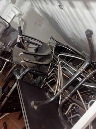 40 Sillas Hostelería Metal/Plástico Negociable